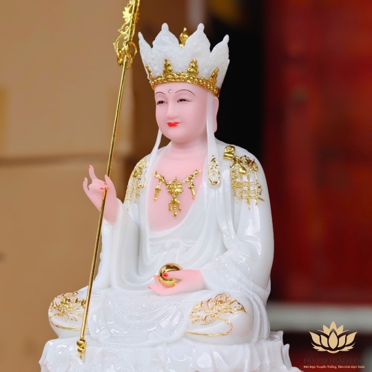 Tượng Địa Tạng Vương Bồ Tát ngồi trên đài sen bằng đá cao cấp cao 30cm – Màu Trắng