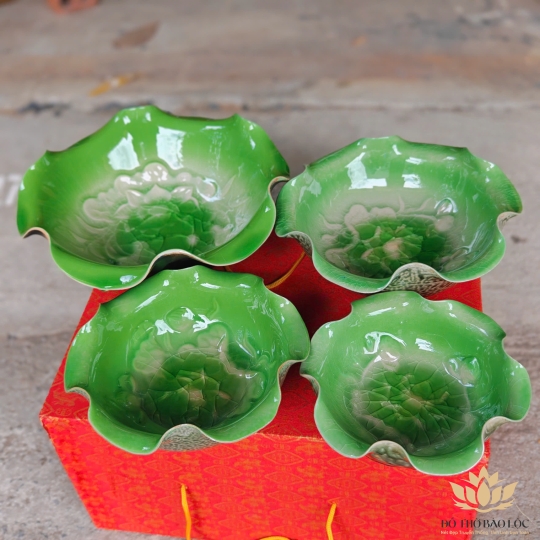 Bát thả bông kèm chân đế bát tụ lộc “ Minh đường tụ thủy” mem đá Bát Tràng – Màu xanh lá sen (4 cỡ)