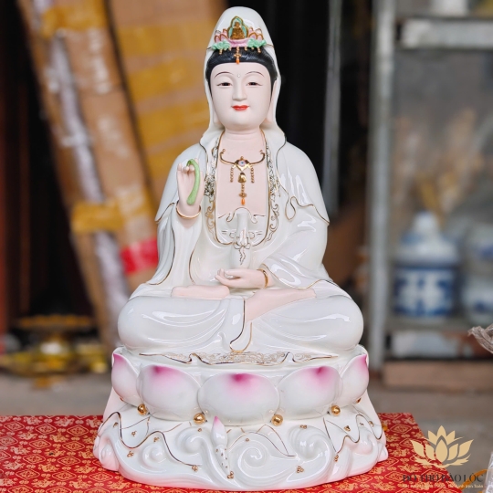 Tượng Phật Quan Thế Âm Bồ Tát bằng sứ đức hóa cao cấp cao 41cm