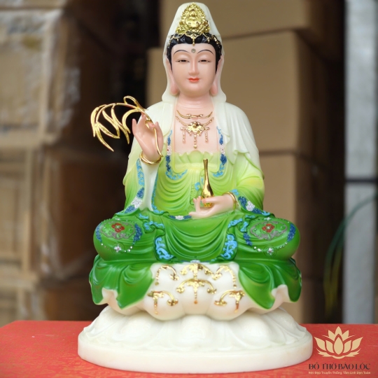 Tượng Quan Thế Âm Bồ Tát bằng đá nhập khẩu cao cấp cao 30cm – Màu xanh lá