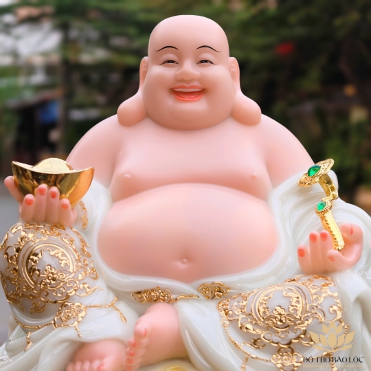 Tượng Phật Di lặc cầm gậy như ý bằng đá nhập khẩu cao cấp