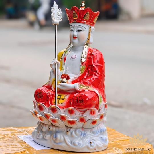 Tượng Địa Tạng Vương Bồ Tát ngồi đài sen bằng sứ cao 40cm