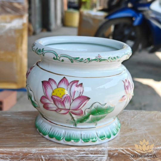 Lư hương sứ bạch ngọc hoa sen tím nổi cao cấp đường kính 13cm