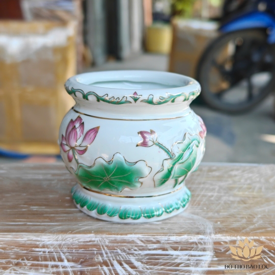 Lư hương sứ bạch ngọc hoa sen tím nổi cao cấp đường kính ĐK 15.5cm